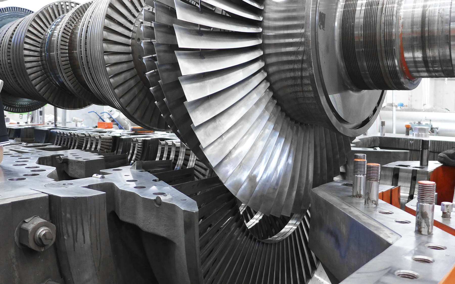 Titelbild Technik low